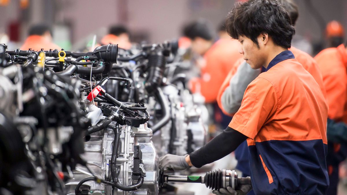Čínská výroba převažuje nad spotřebou, tu se ale Peking zdráhá posílit